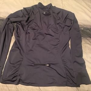 Athleta lightweight running shirt size XL